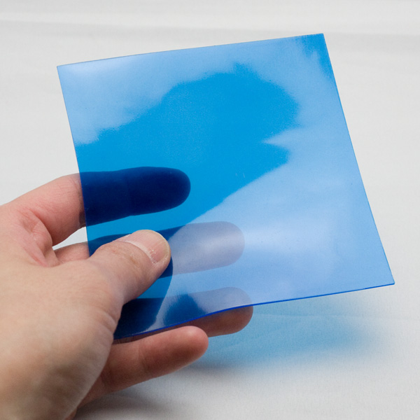 透明カラーゴム板【100mm角/厚さ1mm】青|ゴム素材のクッション材専門店