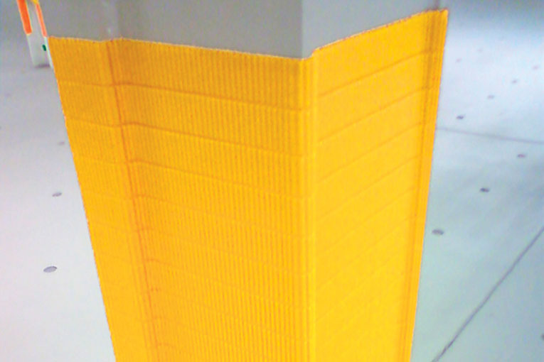 複雑な形の場所には安心クッション波型スリム